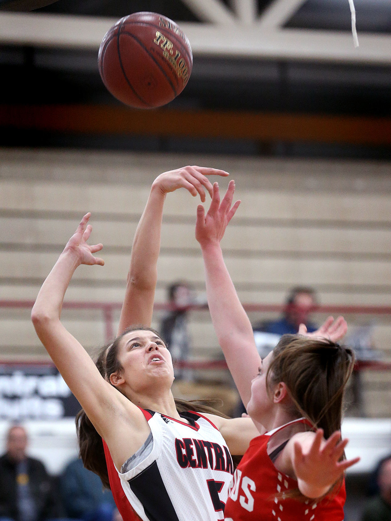 December 3: Wisconsin Rapids vs. La Crosse Central